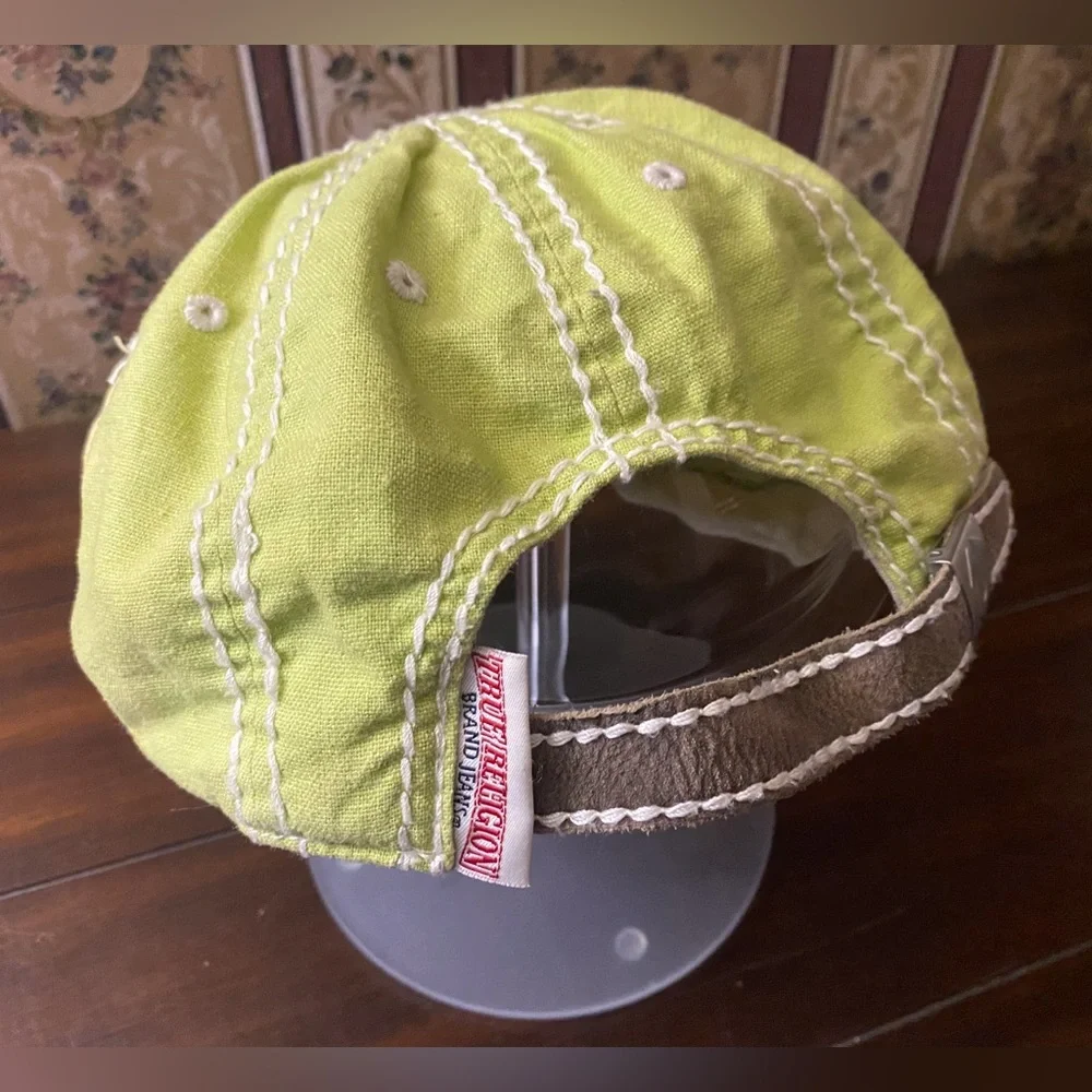 True Religion Rare Driving Hat Size OS.
